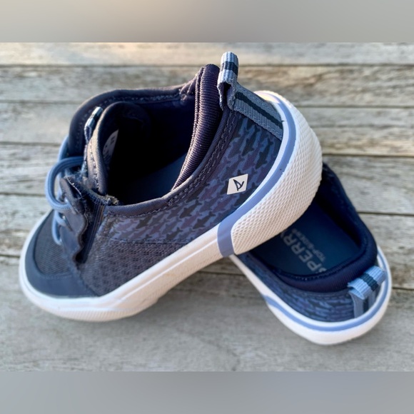 Sperry Topsider Child size 9M - Picture 3 of 11
